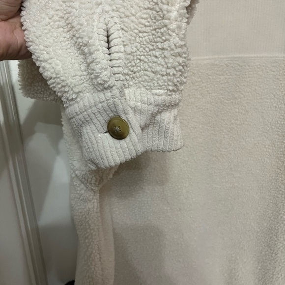 American Eagle Mid-Length Sherpa corduroy oversized Jacket cream large - Picture 7 of 7